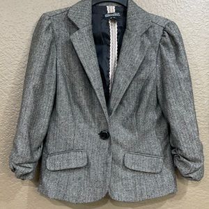 Grey puff sleeve blazer